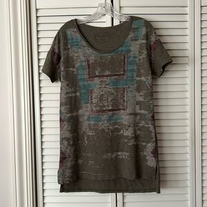 Peruvian Connection Sage Graphic Short Sleeve Tee. Size small